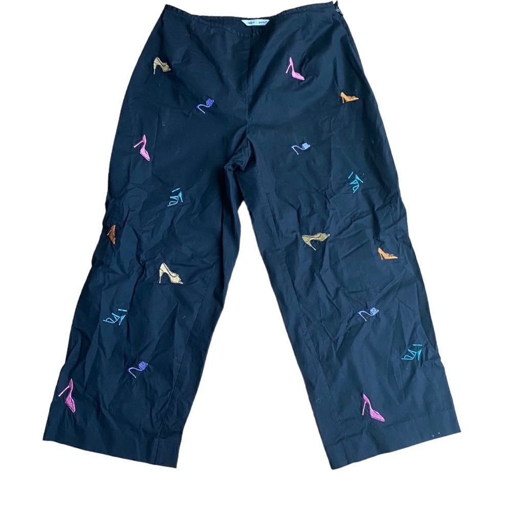 Edward Petite Graphic Embroidered Capri Pants Shoes Size 6P